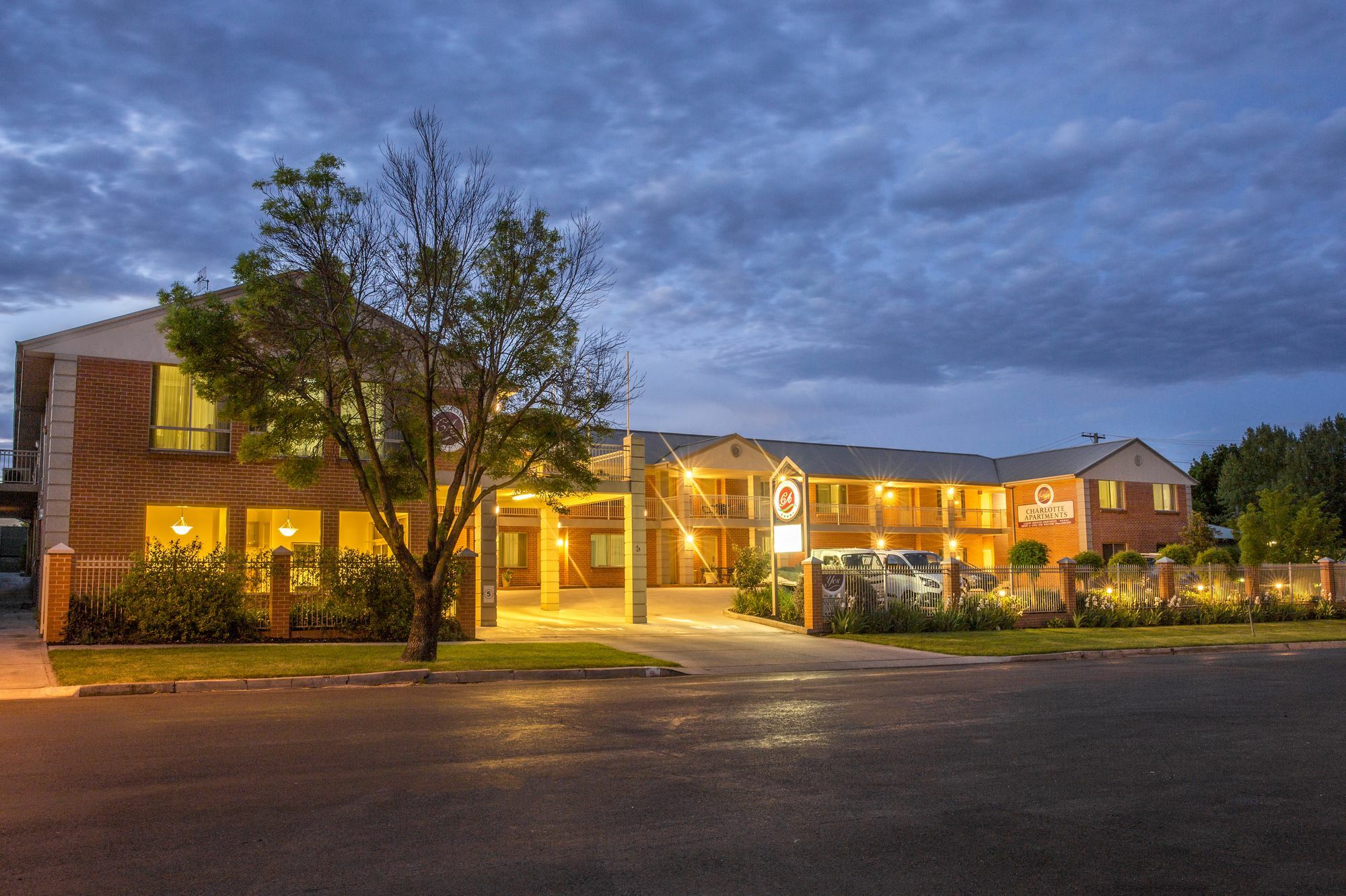 Charlotte Apartments Bathurst Luaran gambar